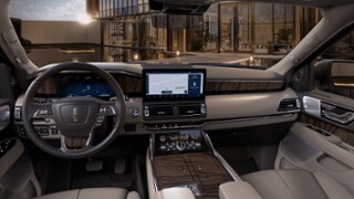 2024 Lincoln Lincoln Navigator Internal Image 2